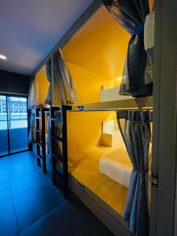 Hostel Rabbitel Phuket Exterior foto