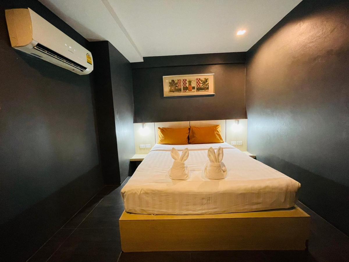 Hostel Rabbitel Phuket Exterior foto