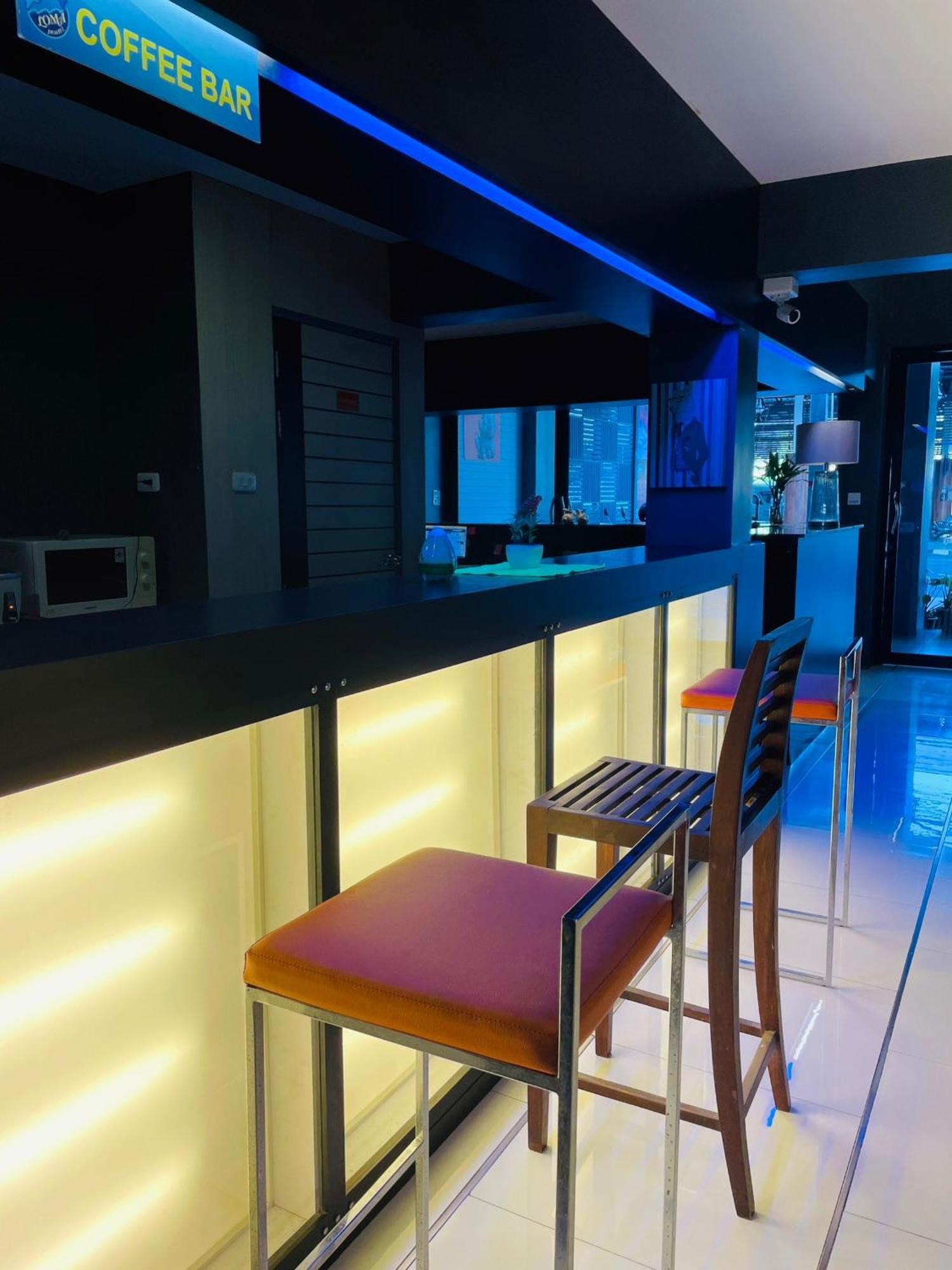 Hostel Rabbitel Phuket Exterior foto
